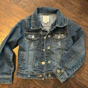 Children’s Place girls size 5/6 small jean jacket